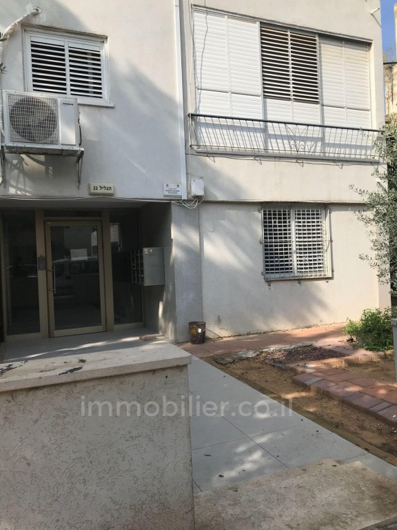 Apartamento 4 cômodos Netanya Centro da cidade 368-IBL-366