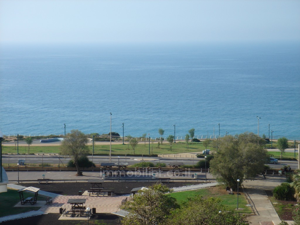 Cobertura 5 cômodos Netanya Nat600 368-IBL-367