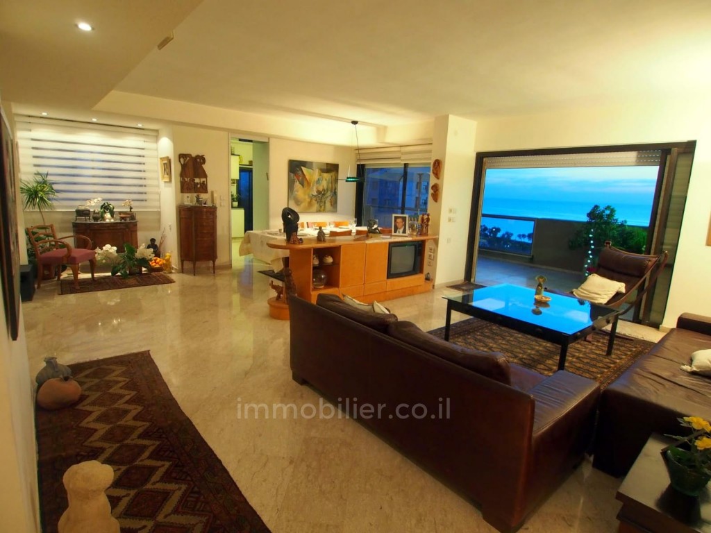 Cobertura 5 cômodos Netanya sderot nitsa 368-IBL-368