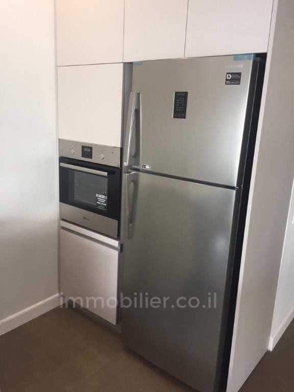 Apartamento 3 cômodos Tel Aviv Centro da cidade 368-IBL-373