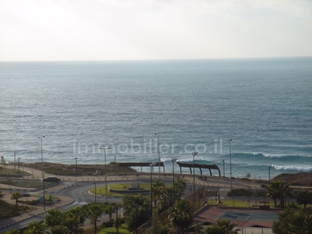 Apartamento 5 cômodos Netanya Nat600 368-IBL-376