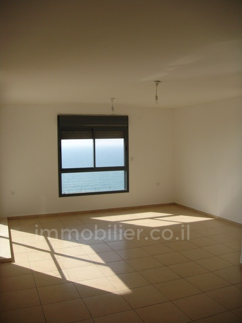Apartamento 5 cômodos Netanya Nat600 368-IBL-376