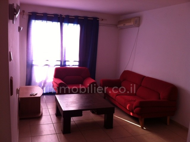 Apartamento 2 cômodos Beer Sheva Guimel 368-IBL-378