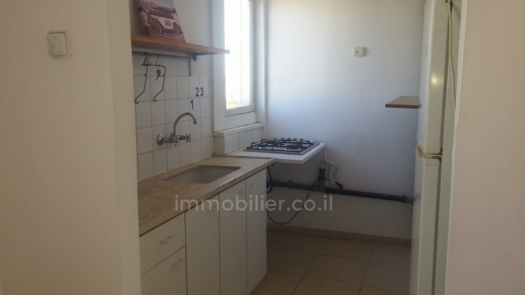 Apartamento 2 cômodos Beer Sheva Guimel 368-IBL-378