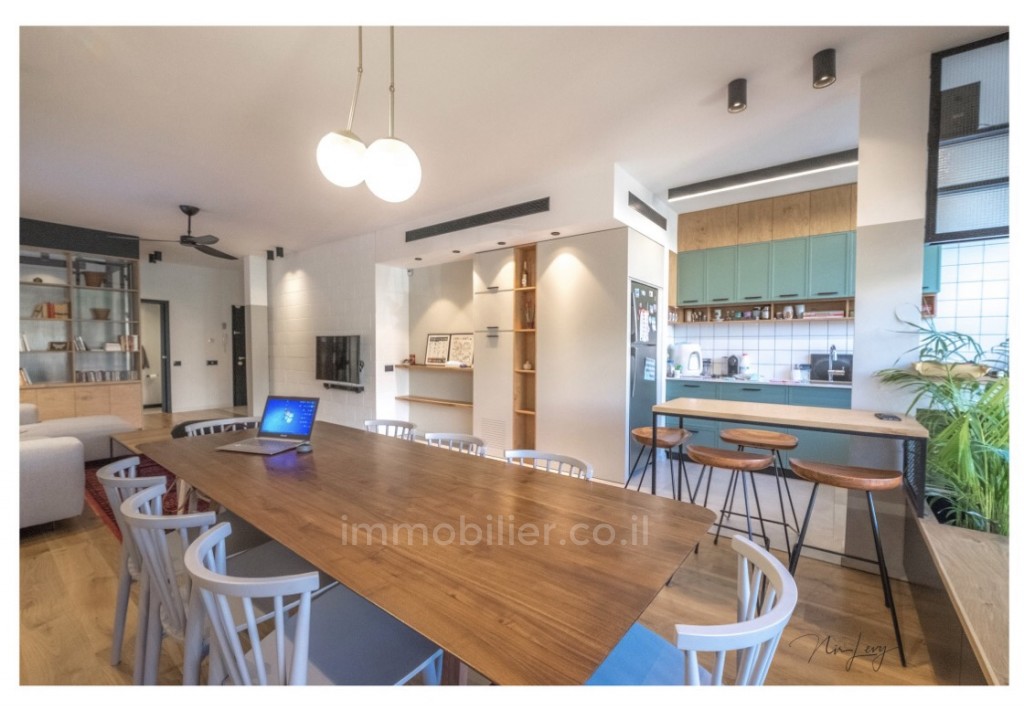 Apartamento 4.5 cômodos Tel Aviv Tel Barouh 368-IBL-382