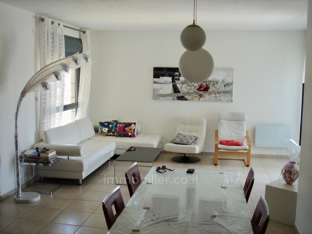Apartamento 4 cômodos Netanya Nat600 368-IBL-383