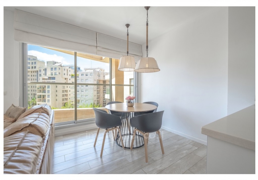 Apartamento 5 cômodos Tel Aviv Goush Hagadol 368-IBL-385