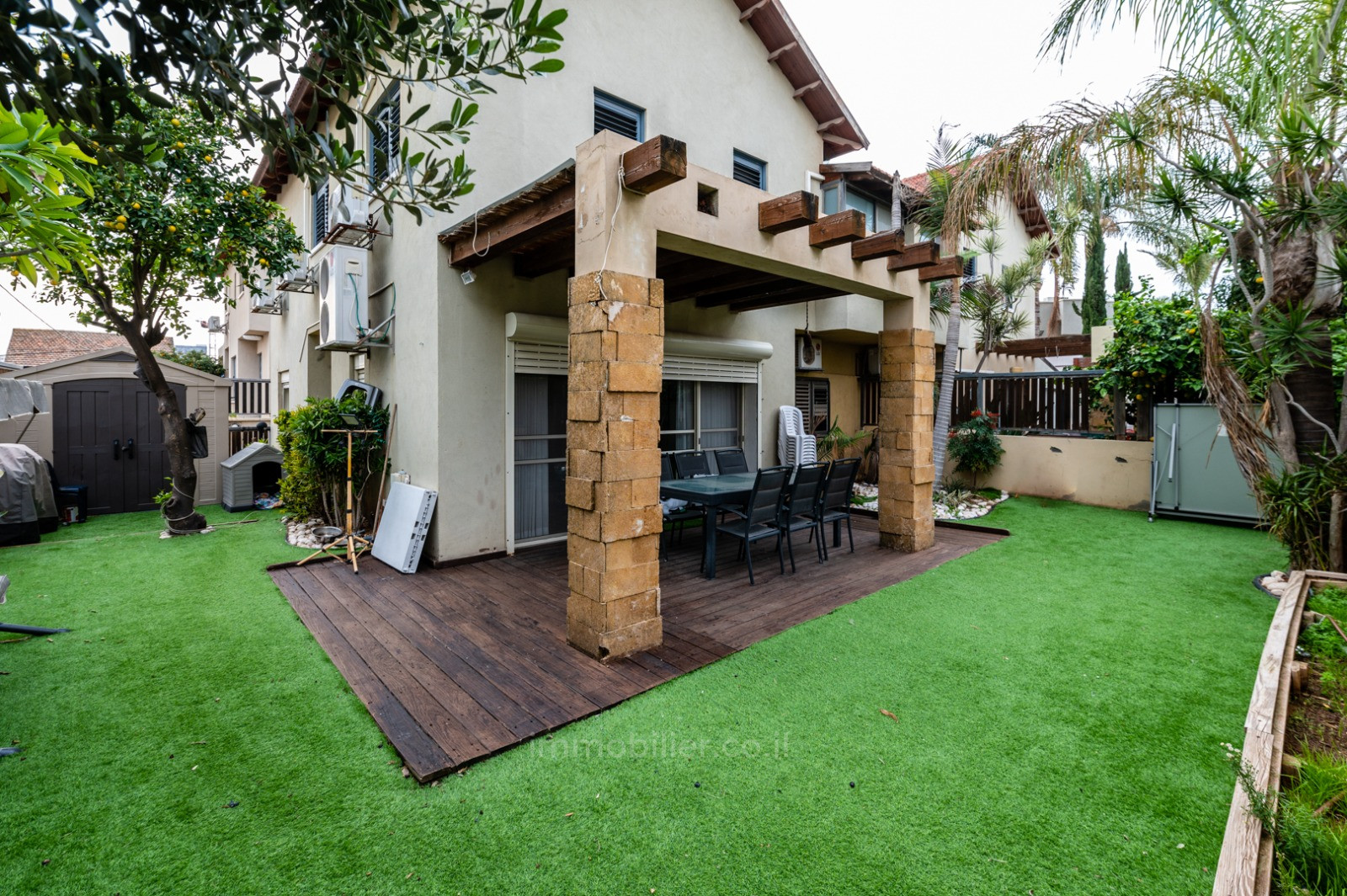 Casarão 6 cômodos Hadera Bairro Ha-Otsar 379-IBL-268