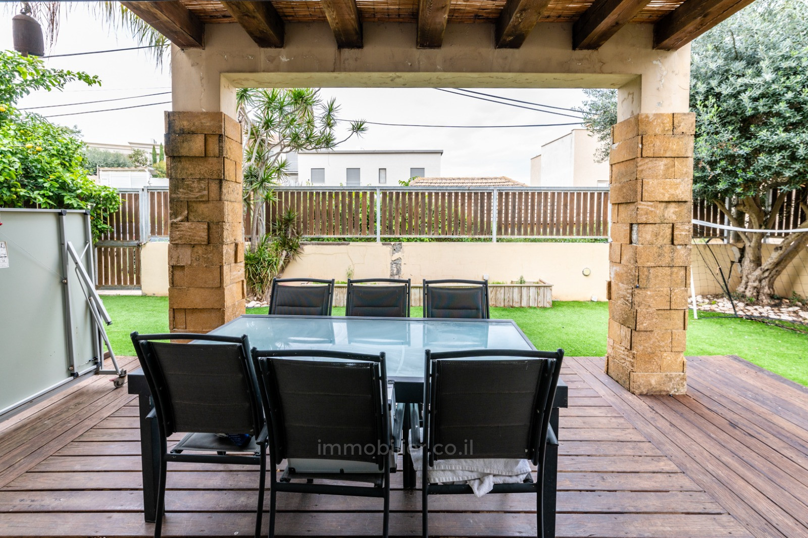 Casarão 6 cômodos Hadera Bairro Ha-Otsar 379-IBL-268
