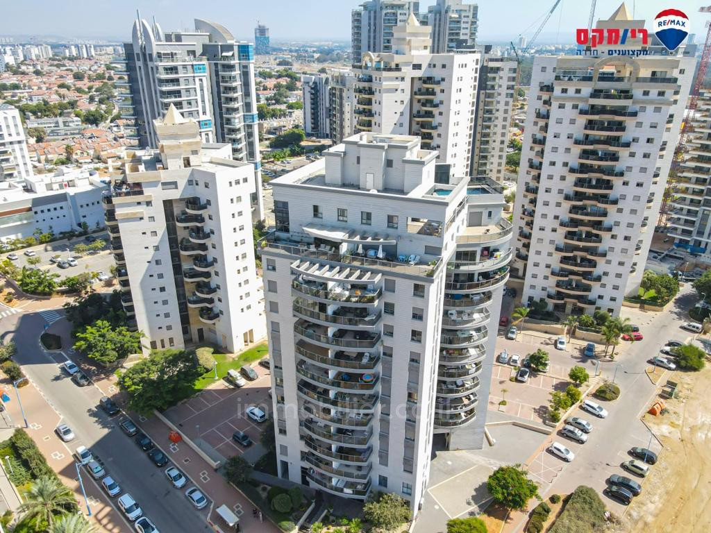Apartamento 5 cômodos Hadera Ein a Yam 379-IBL-276