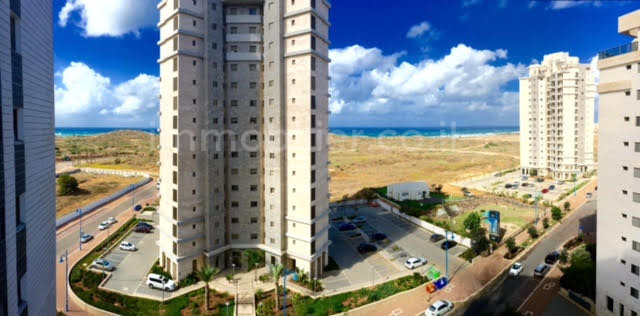 Apartamento 5 cômodos Hadera Ein a Yam 379-IBL-276