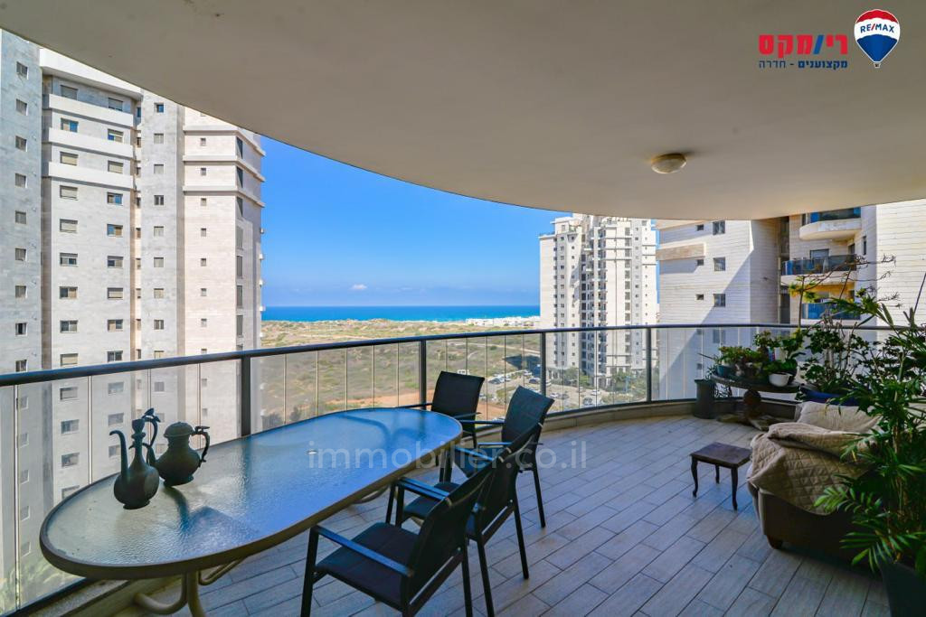 Apartamento 5 cômodos Hadera Ein a Yam 379-IBL-276
