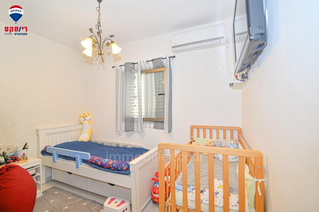 Apartamento 4 cômodos Hadera Centro da cidade 379-IBL-286