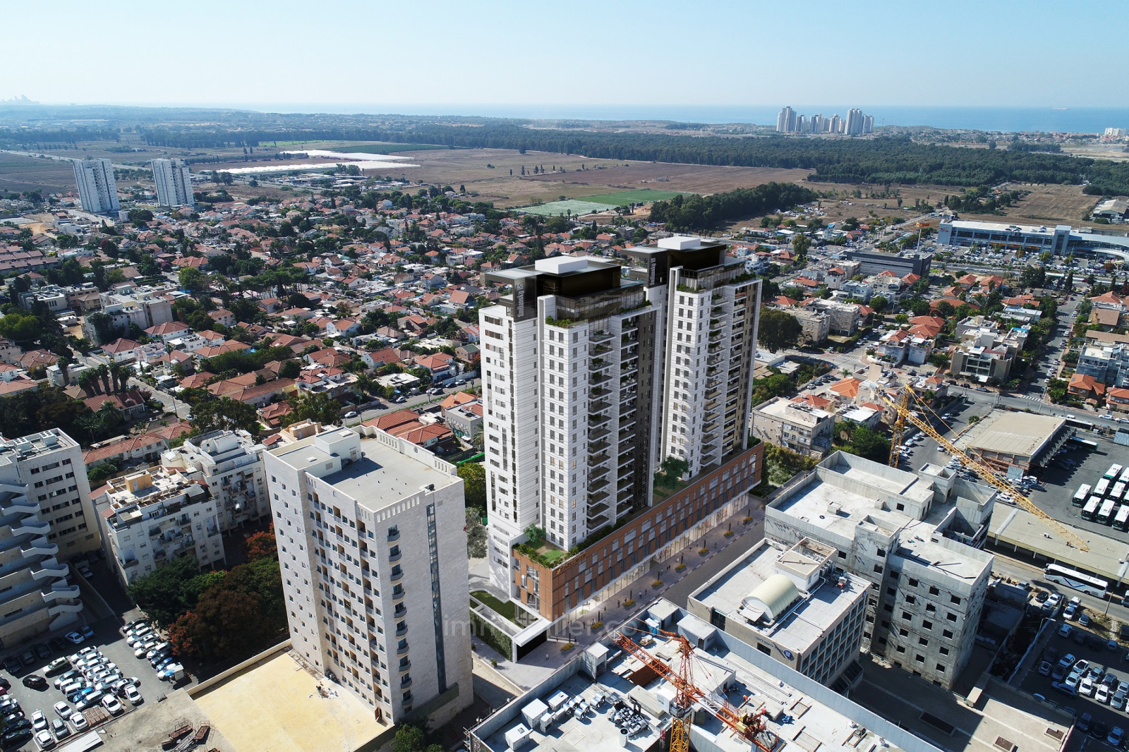 Apartamento 5 cômodos Hadera Centro da cidade 379-IBL-316