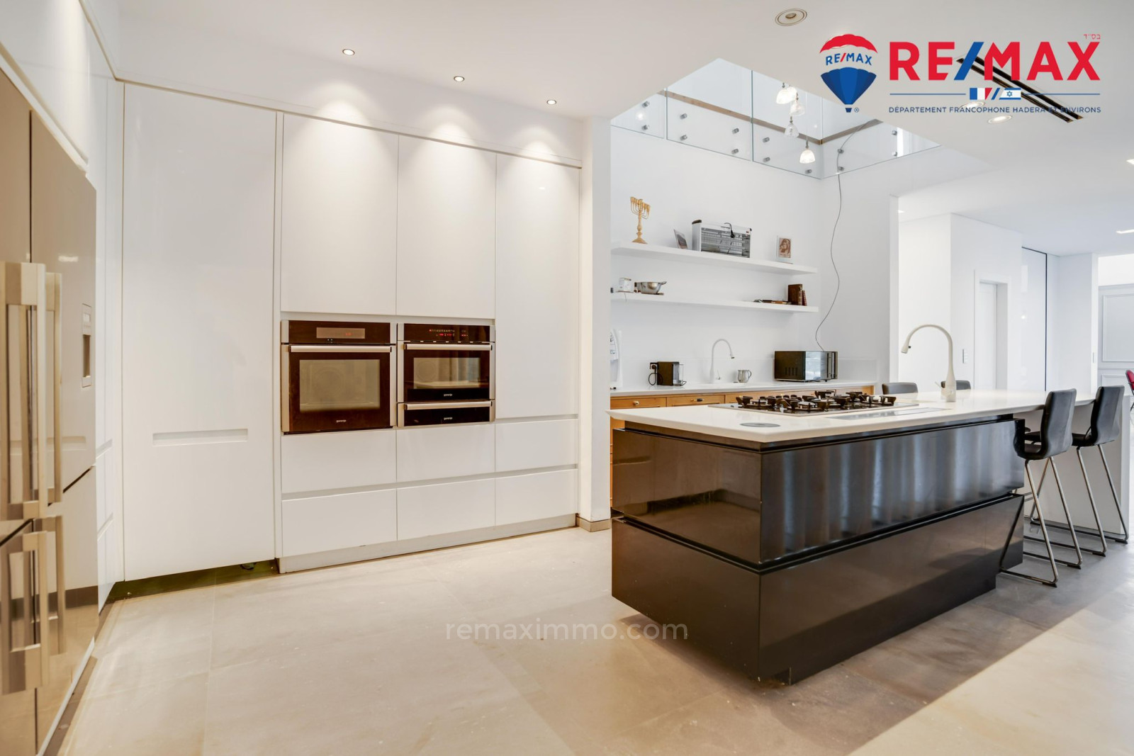 Casarão 8 cômodos Hadera Centro da cidade 379-IBL-319