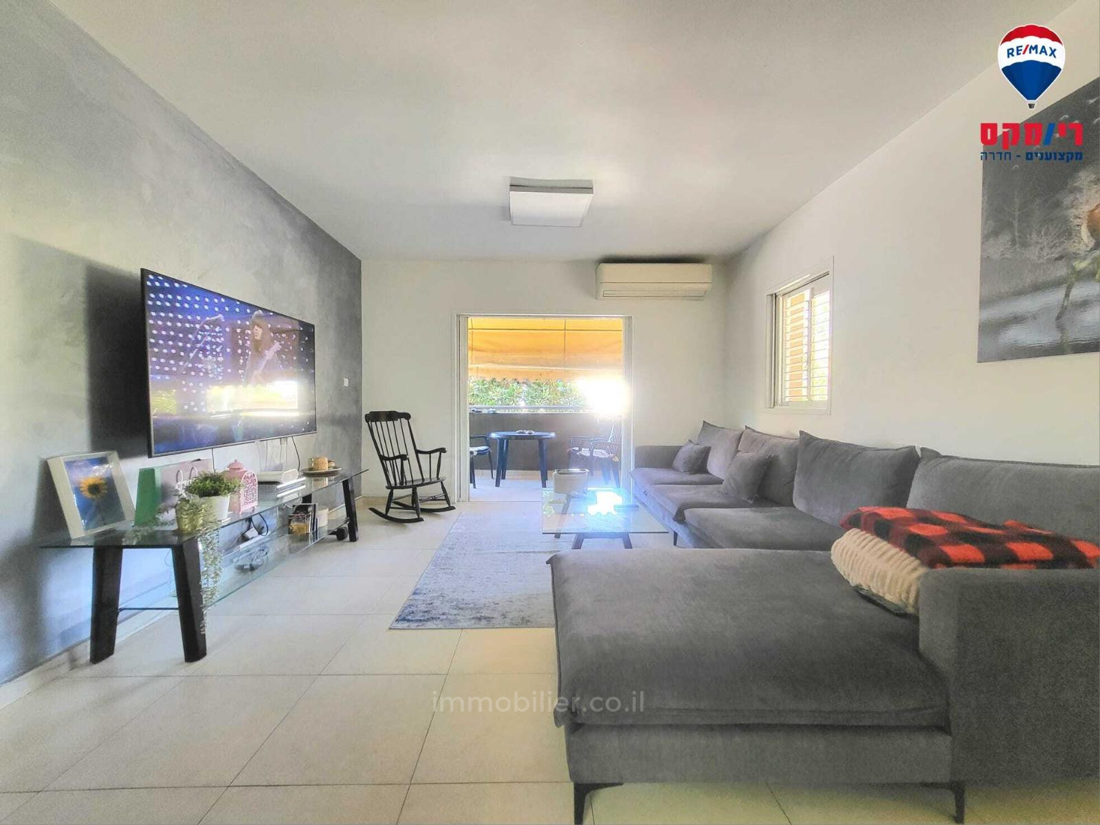 Apartamento 4 cômodos Hadera Centro da cidade 379-IBL-320