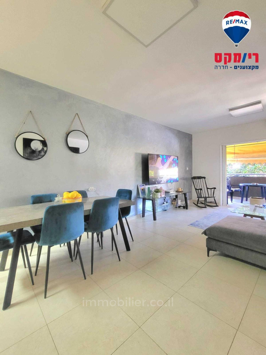 Apartamento 4 cômodos Hadera Centro da cidade 379-IBL-320