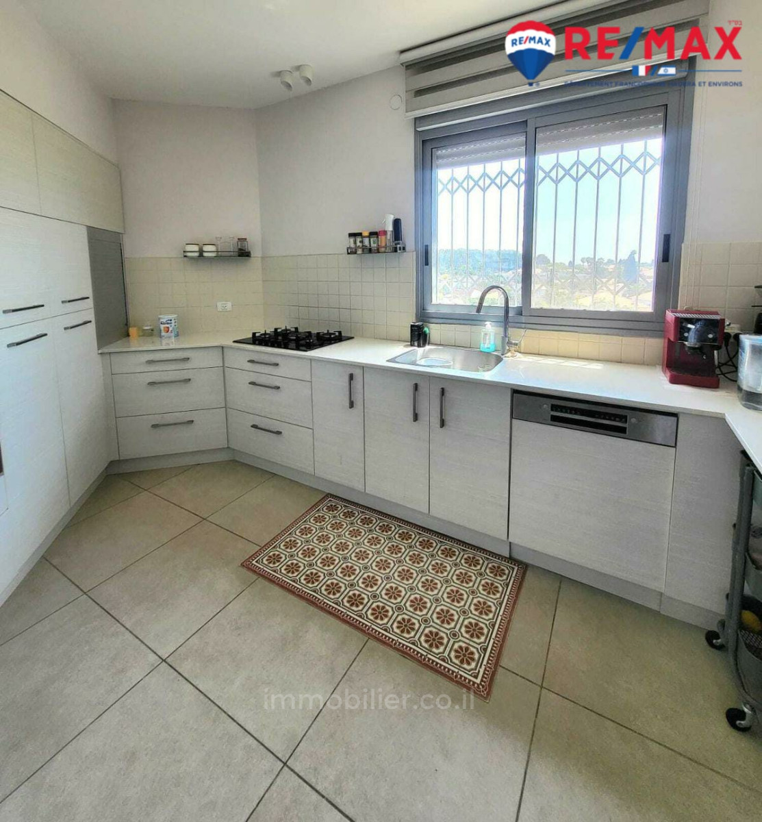 Apartamento 5 cômodos Hadera Bairro Nissan 379-IBL-321
