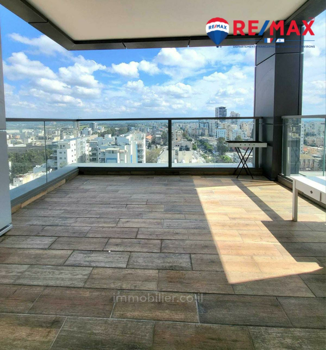 Apartamento 4 cômodos Hadera Centro da cidade 379-IBL-322