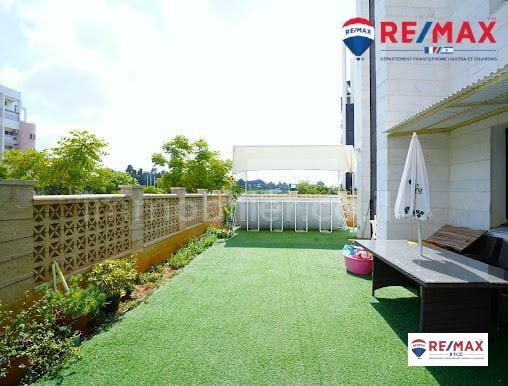 Apartamento garden 3 cômodos Hadera Bairro do Parque 379-IBL-331