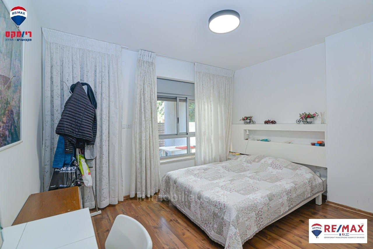 Apartamento garden 5 cômodos Hadera Centro da cidade 379-IBL-332