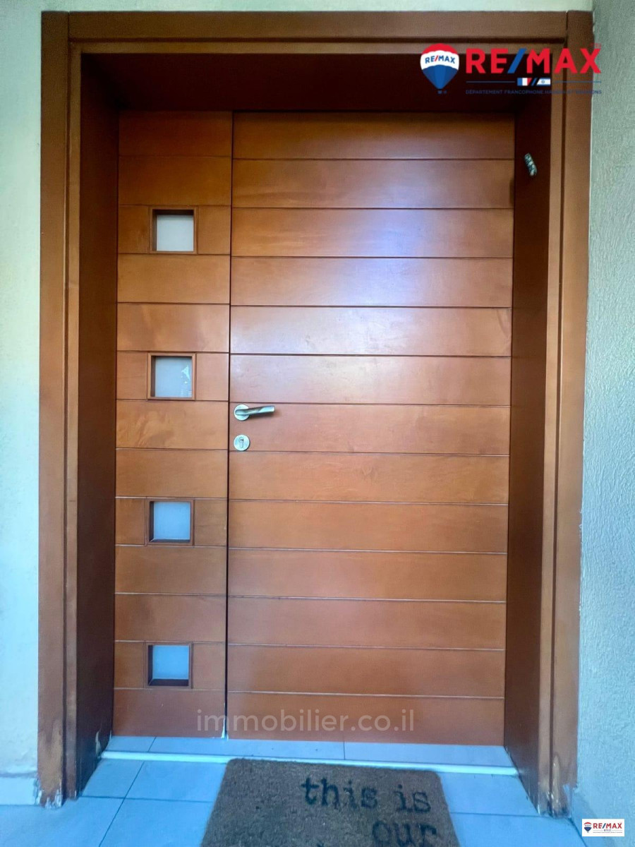 Casa de campo 5.5 cômodos Hadera weitzman 379-IBL-359