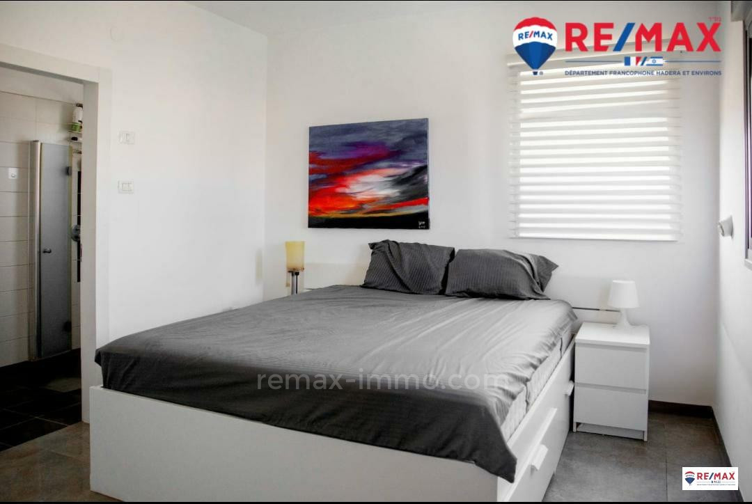 Apartamento 4 cômodos Hadera Givat olga 379-IBL-374