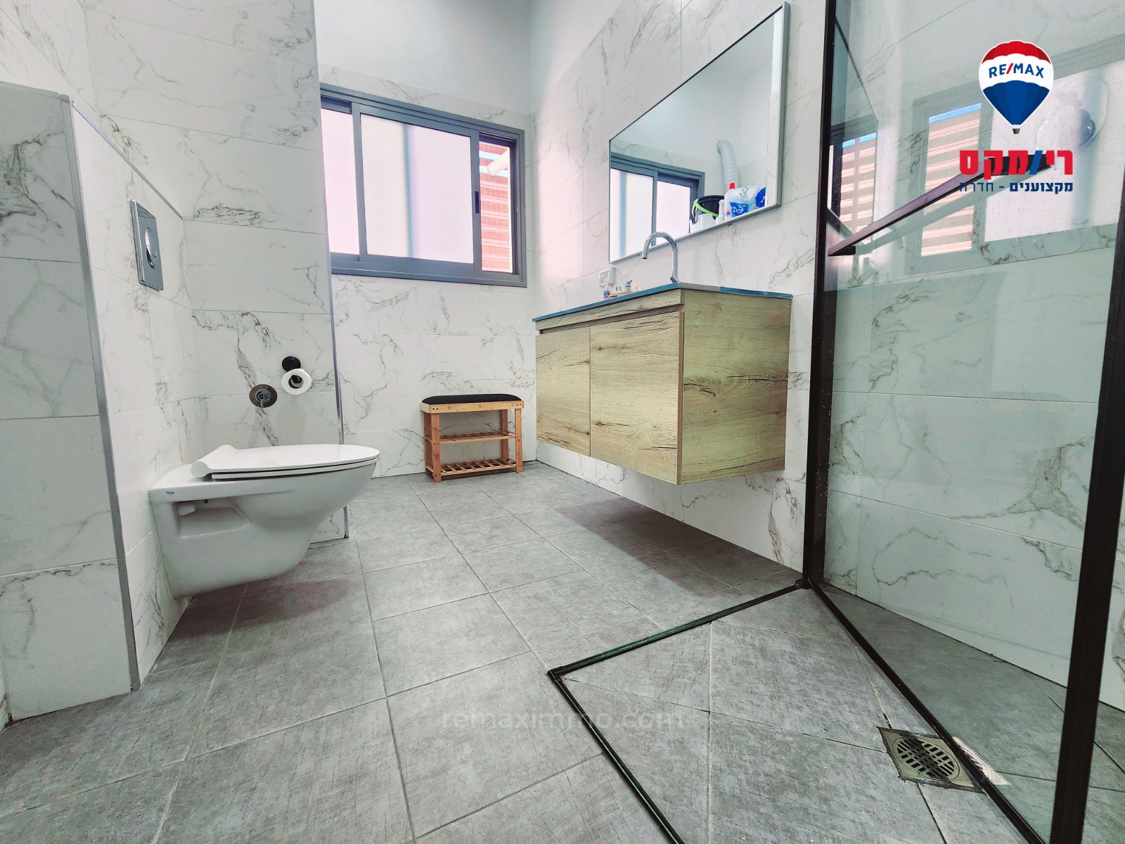 Cobertura 5 cômodos Hadera Centro da cidade 379-IBL-390