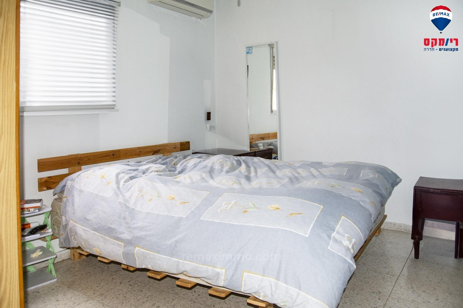 Apartamento 4 cômodos Hadera Centro da cidade 379-IBL-391