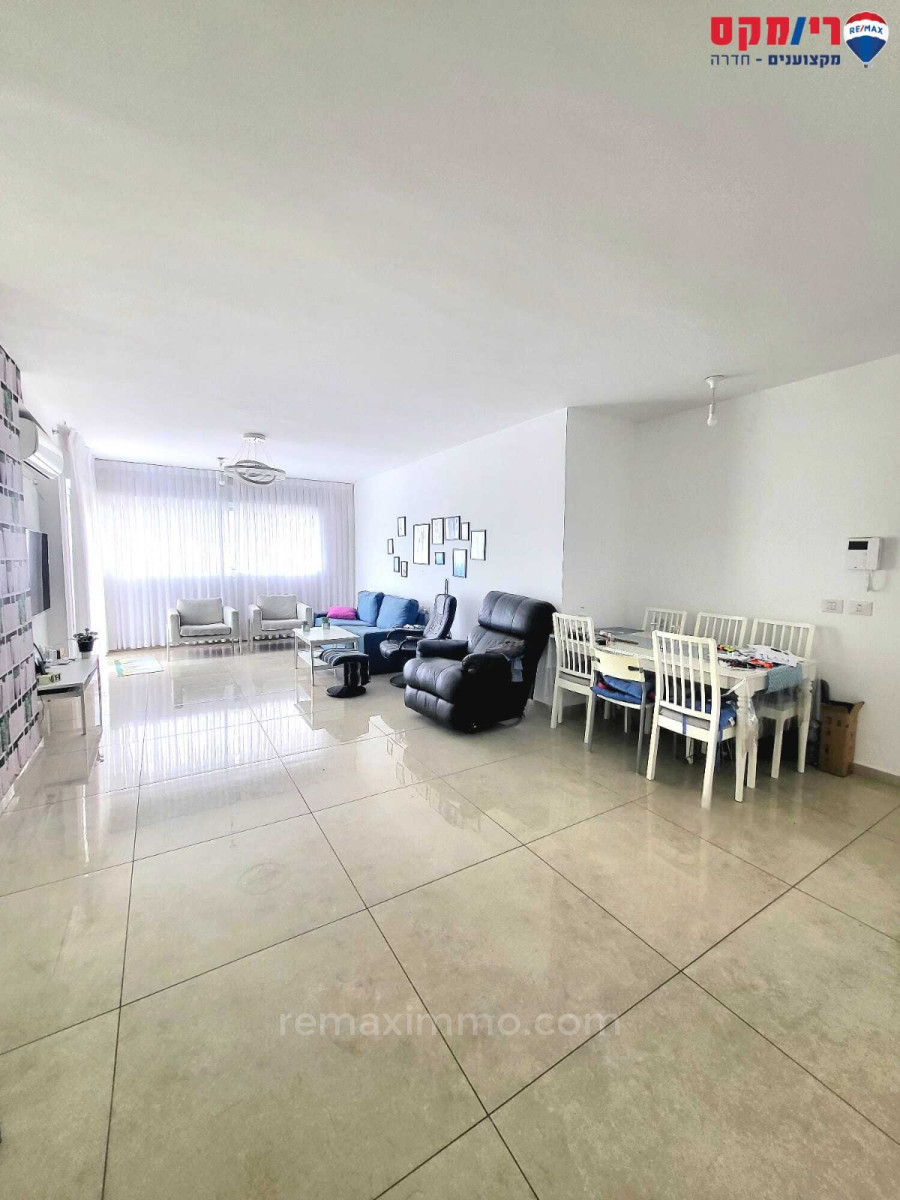 Apartamento 3 cômodos Hadera shimshon 379-IBL-394