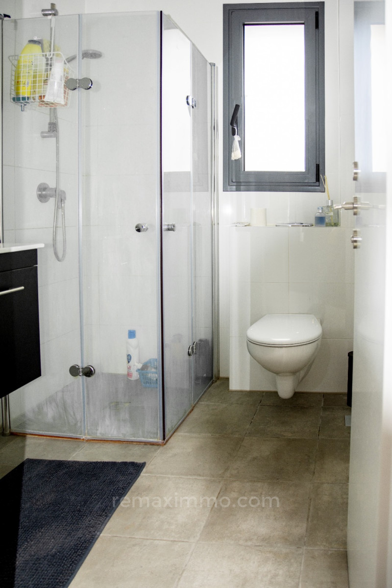 Apartamento 4 cômodos Hadera Centro da cidade 379-IBL-395