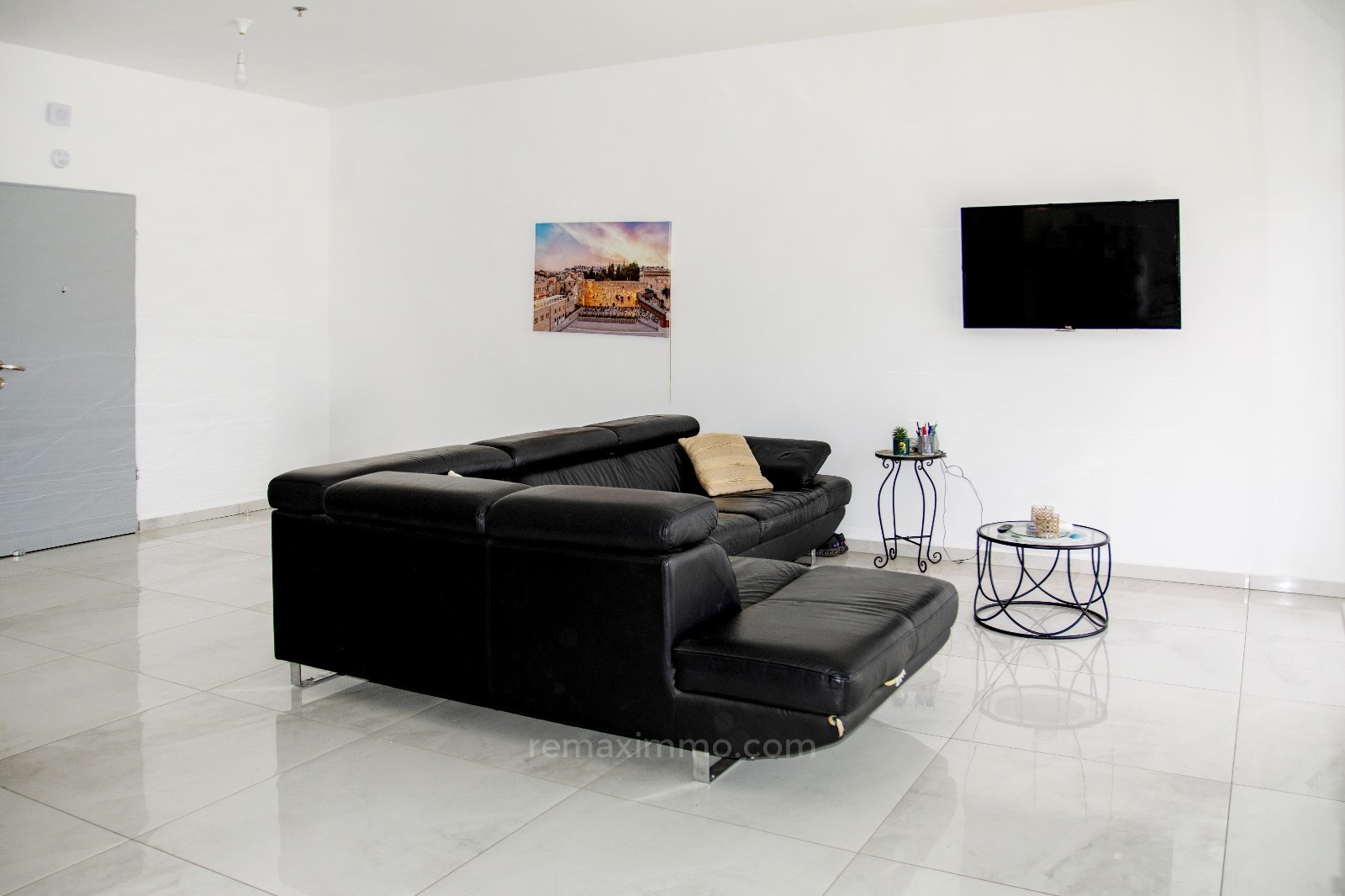 Apartamento 4 cômodos Hadera Centro da cidade 379-IBL-395