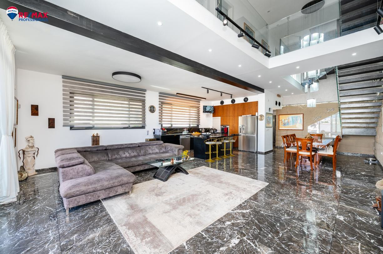 Casarão 5 cômodos Hadera Givat olga 379-IBL-398