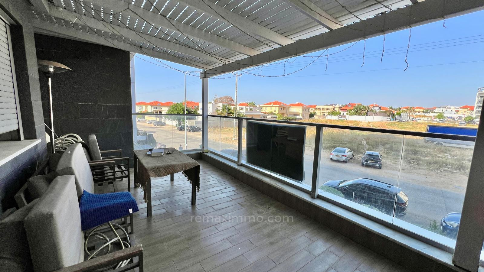 Apartamento 3 cômodos Hadera Givat olga 379-IBL-400