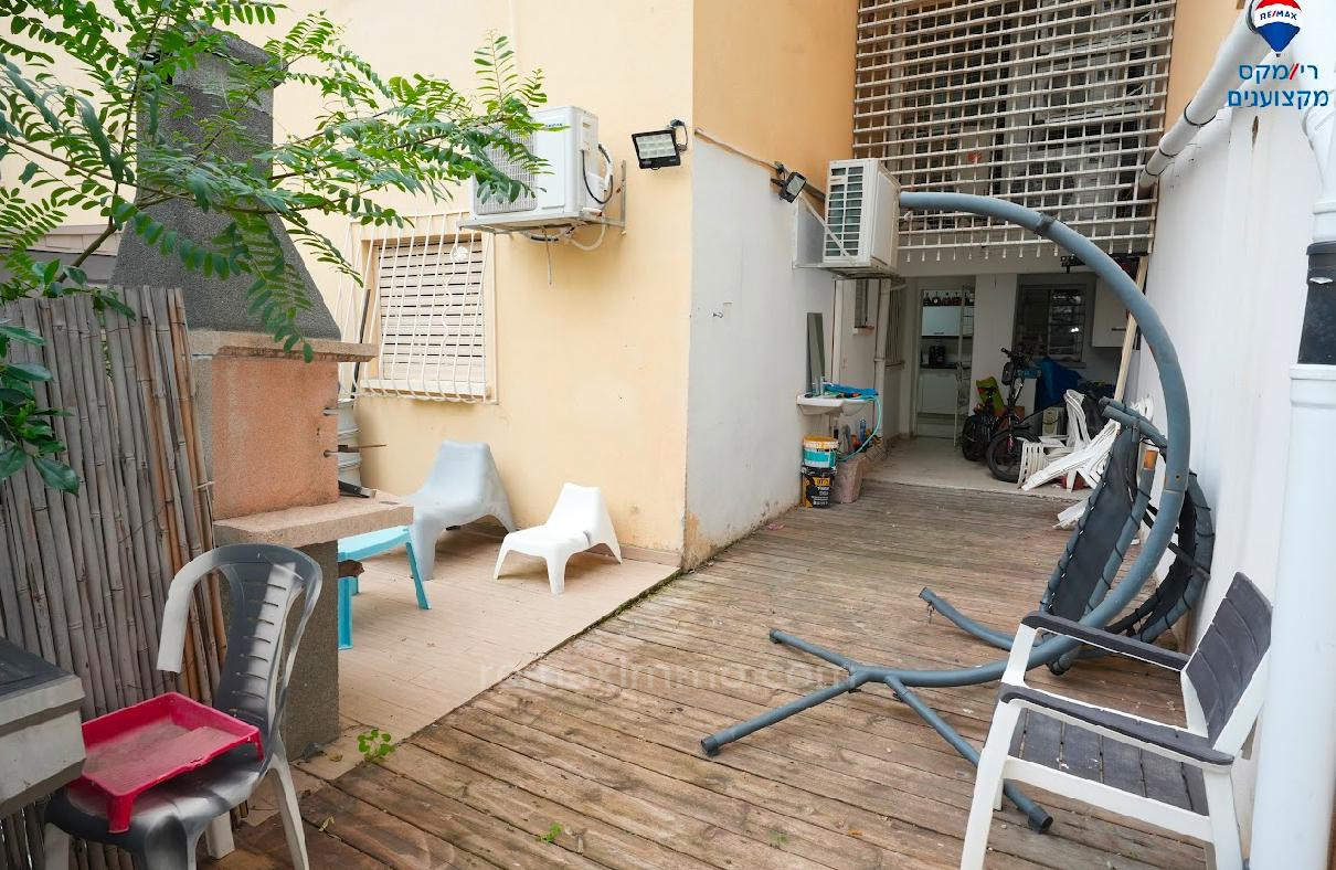 Apartamento 4 cômodos Hadera Centro da cidade 379-IBL-401