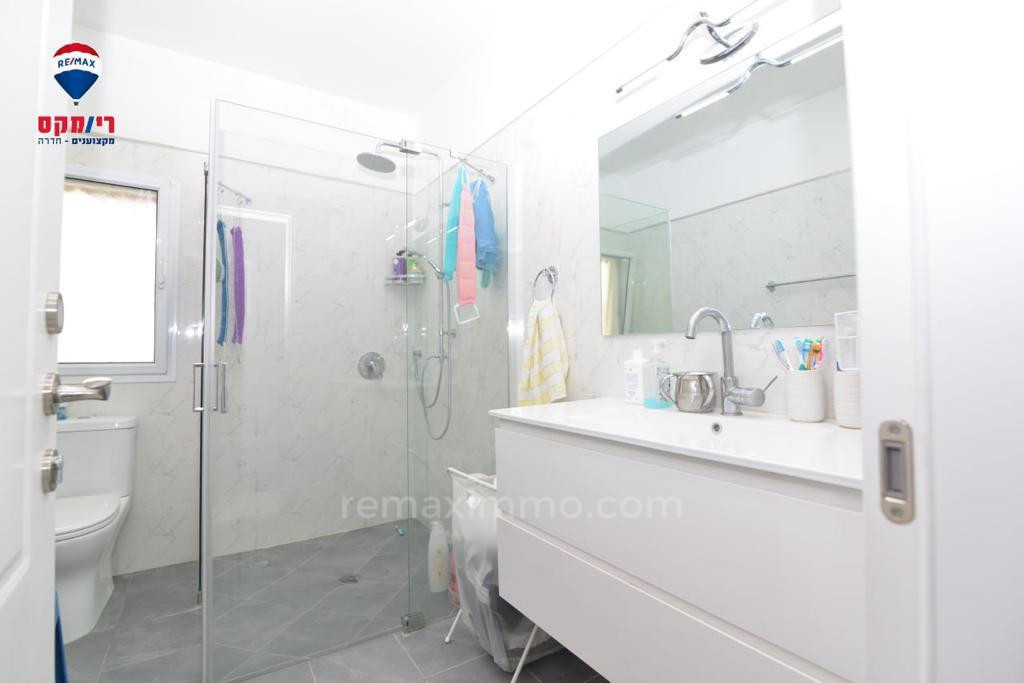 Casa de campo 7 cômodos Hadera Centro da cidade 379-IBL-403