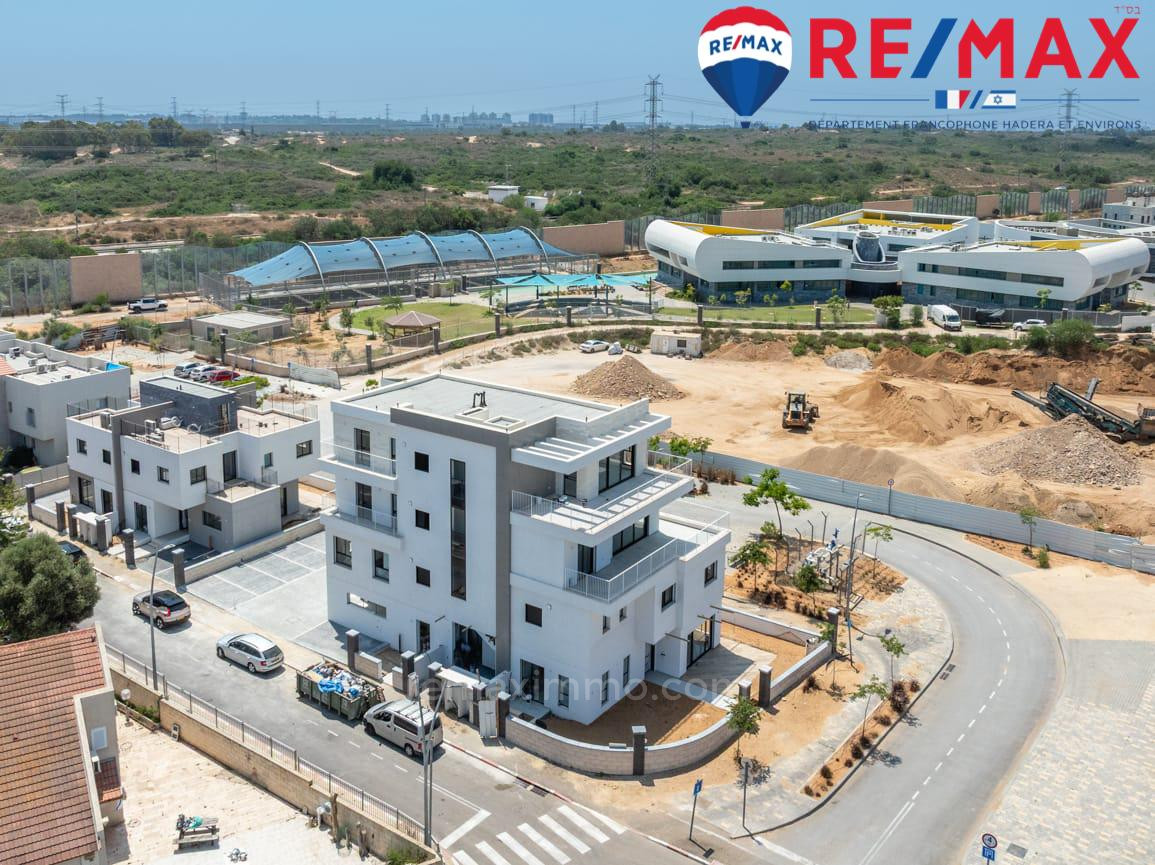 Cobertura 5 cômodos Or akiva Or akiva 379-IBL-409