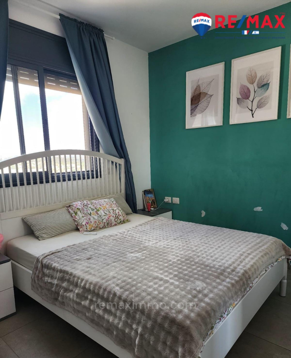 Apartamento 4 cômodos Hadera Centro da cidade 379-IBL-426