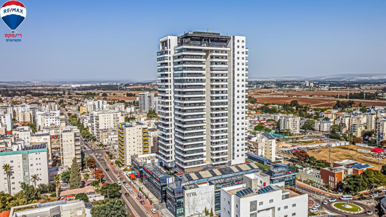 Apartamento 5 cômodos Hadera Centro da cidade 379-IBL-429