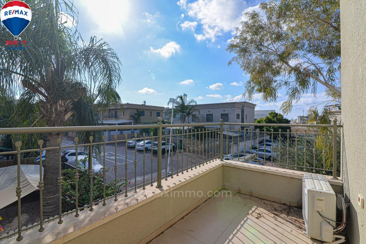 Casa de campo 5 cômodos Hadera Bairro Ha-Otsar 379-IBL-433