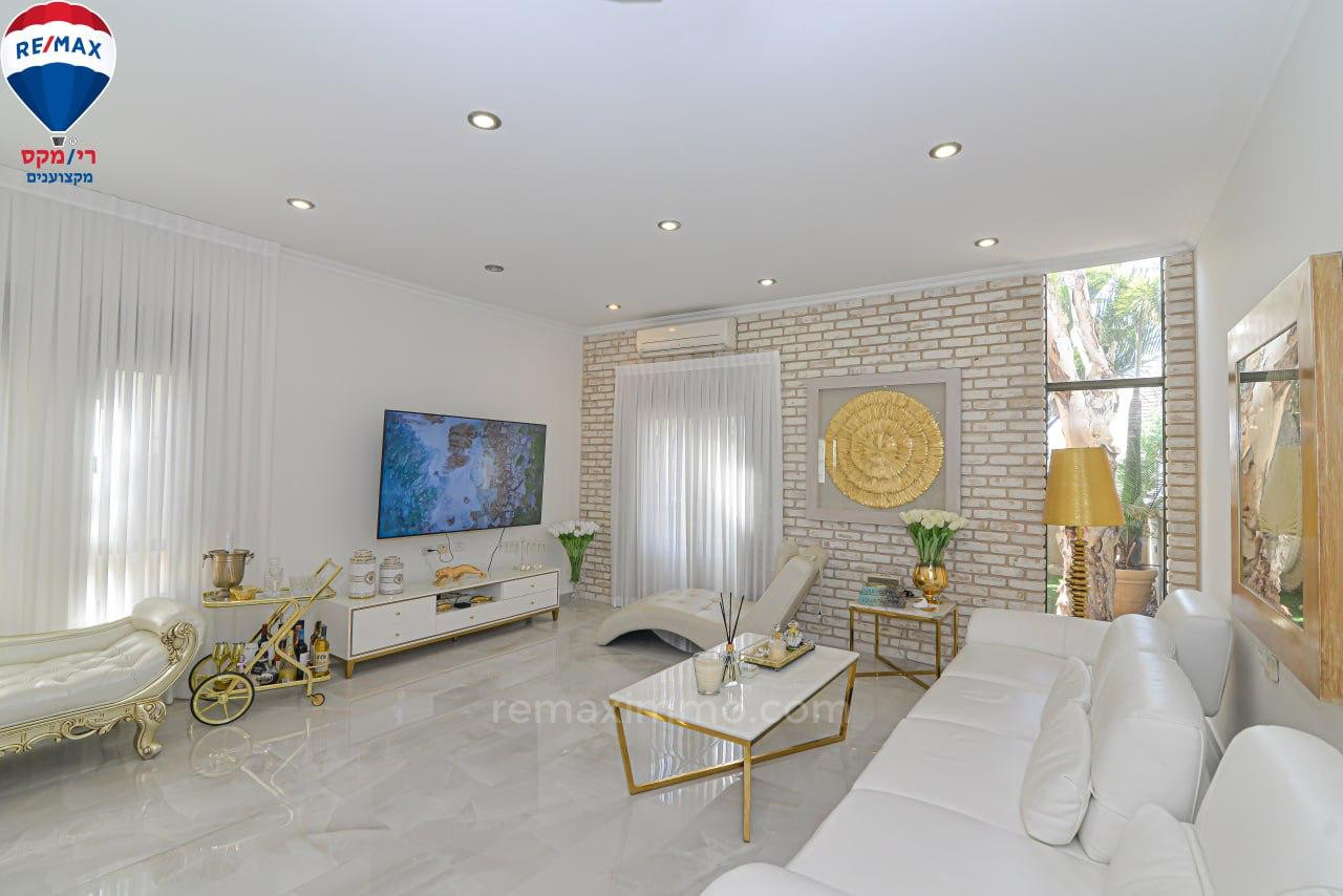 Casa de campo 5 cômodos Hadera Bairro Ha-Otsar 379-IBL-433