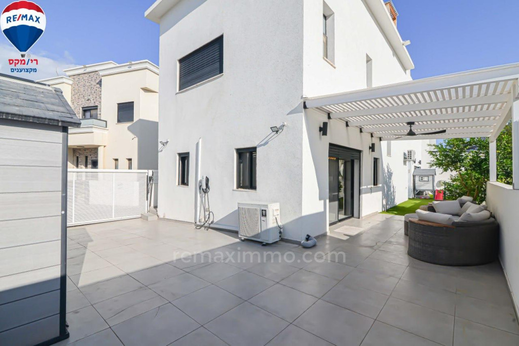 Casa de campo 7 cômodos Hadera Bairro do Parque 379-IBL-434