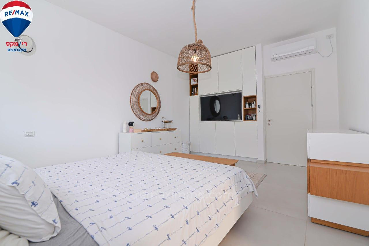 Casa de campo 7 cômodos Hadera Bairro do Parque 379-IBL-434