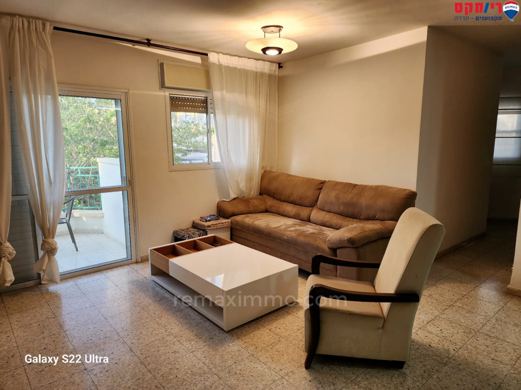 Apartamento 3 cômodos Hadera Centro da cidade 379-IBL-435