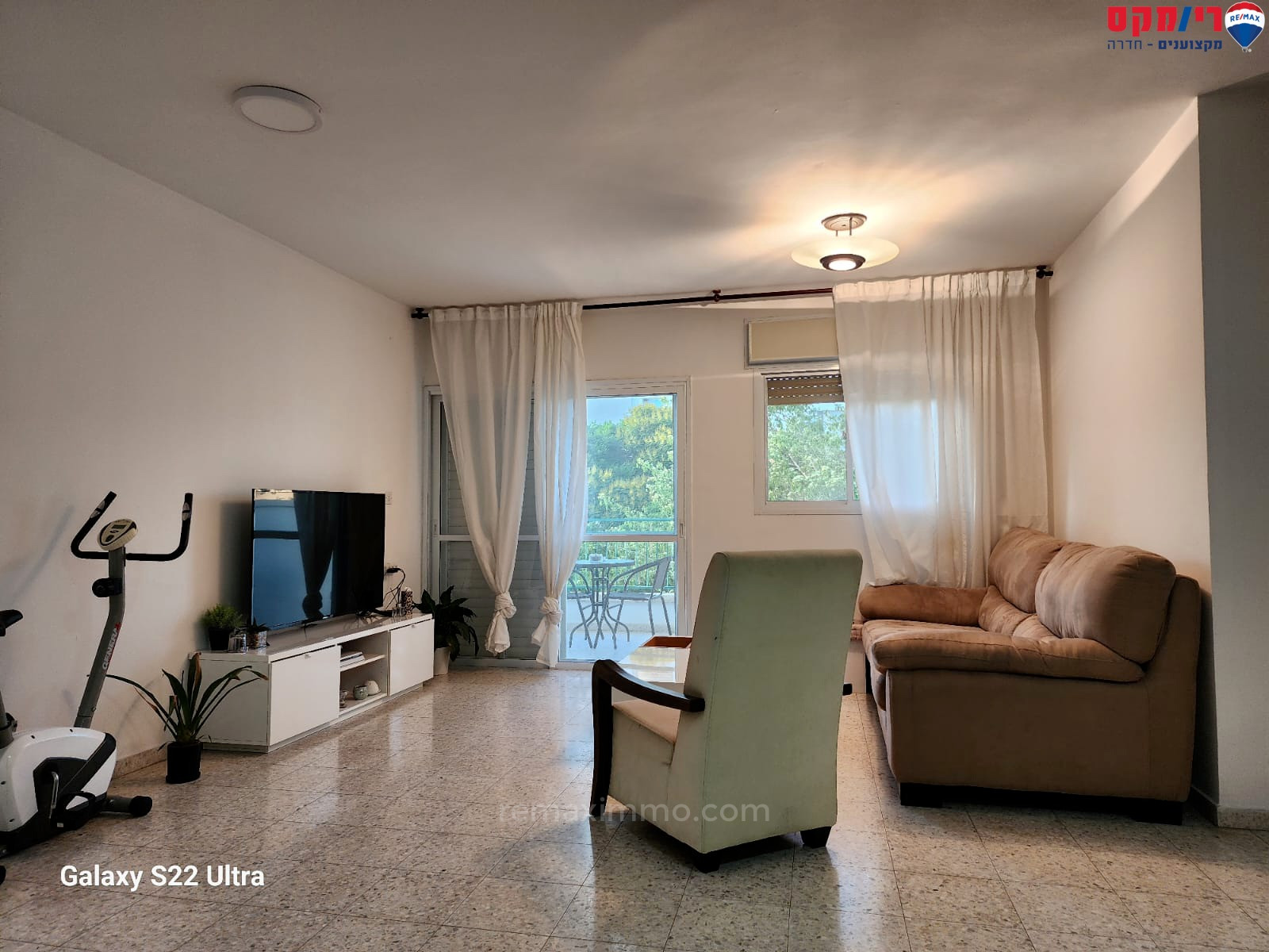 Apartamento 3 cômodos Hadera Centro da cidade 379-IBL-435