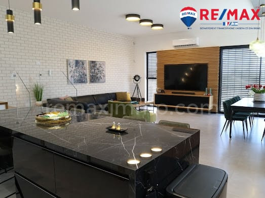 Casa de campo 6 cômodos Hadera Givat olga 379-IBL-436