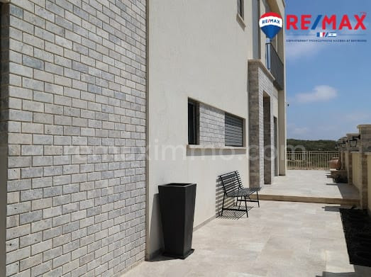 Casa de campo 6 cômodos Hadera Givat olga 379-IBL-436