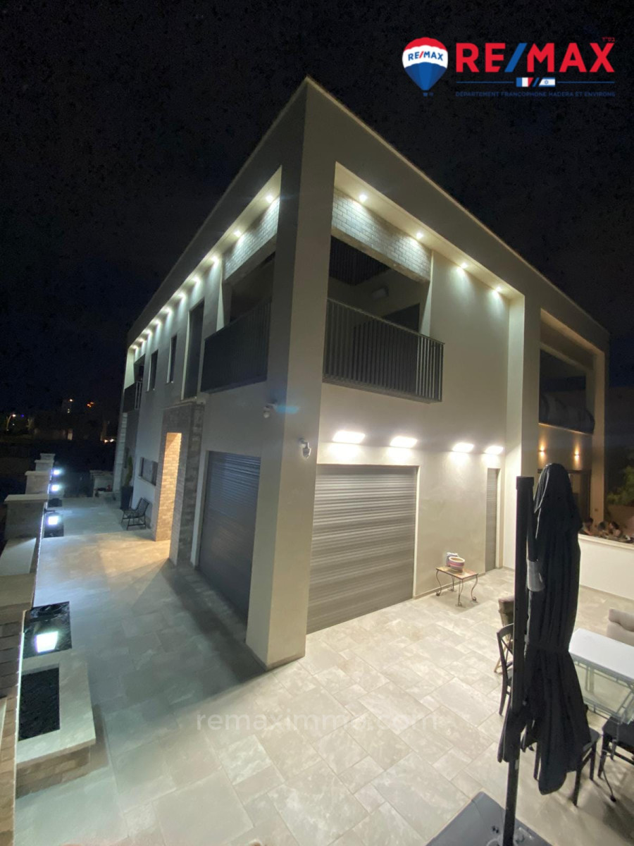 Casa de campo 6 cômodos Hadera Givat olga 379-IBL-436