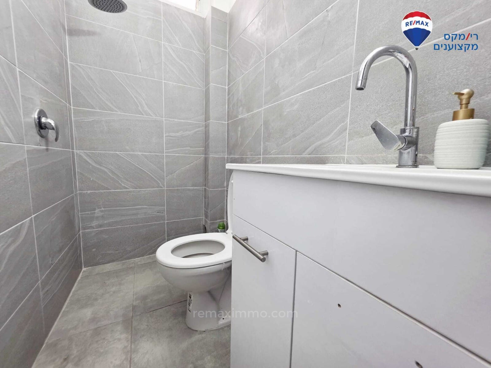 Apartamento 4 cômodos Hadera bialik 379-IBL-441