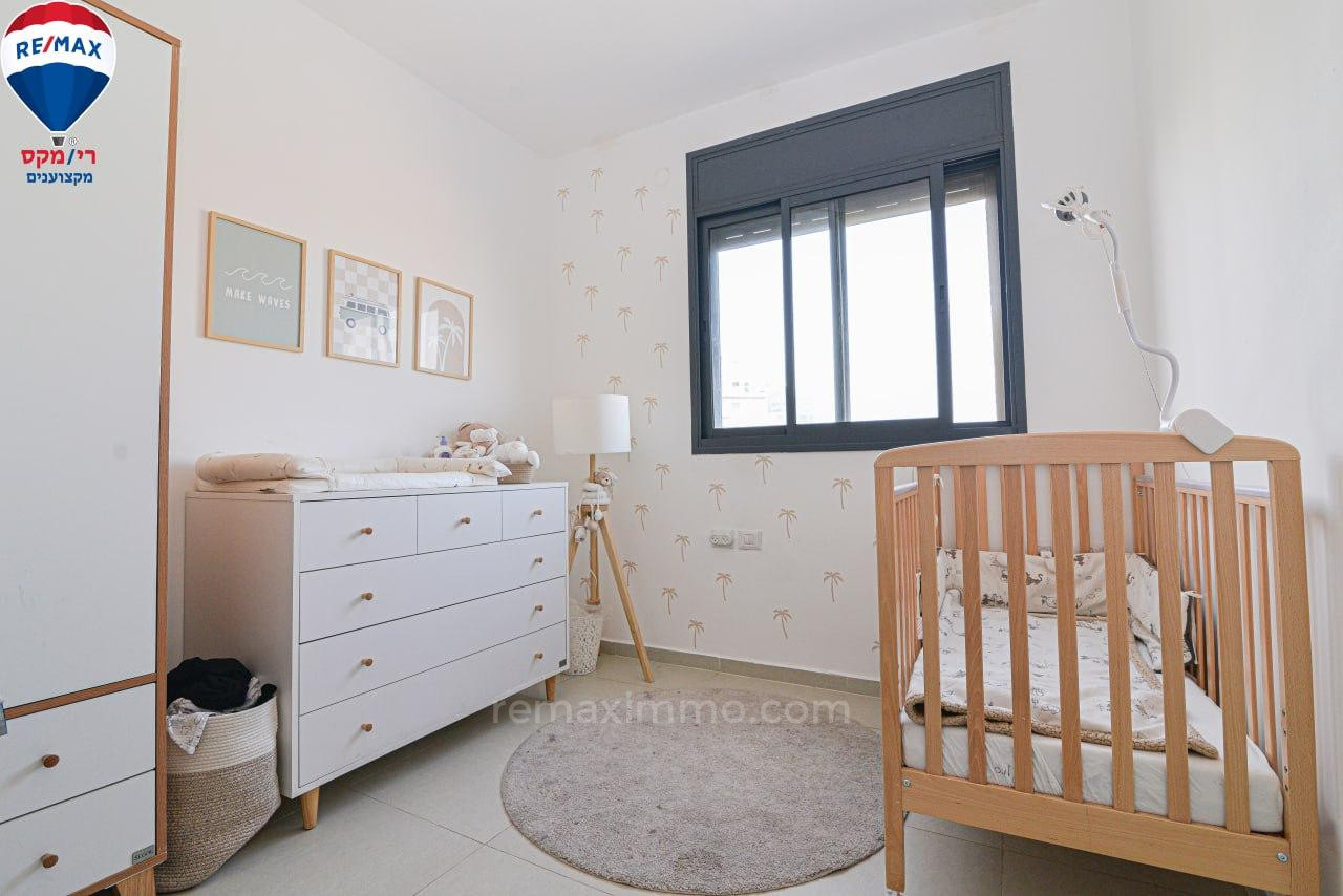 Apartamento 4 cômodos Hadera Centro da cidade 379-IBL-447